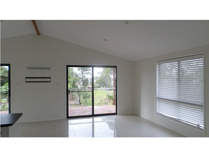 15 ALKIRA, Macleay Island QLD 4184