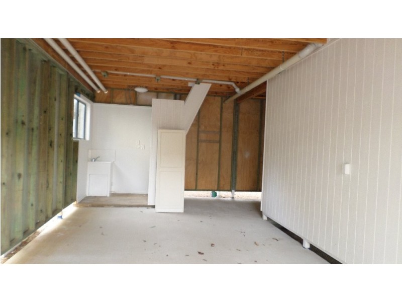 15 ALKIRA, Macleay Island QLD 4184