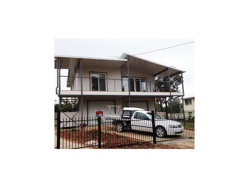2 PERCIVAL, Macleay Island QLD 4184
