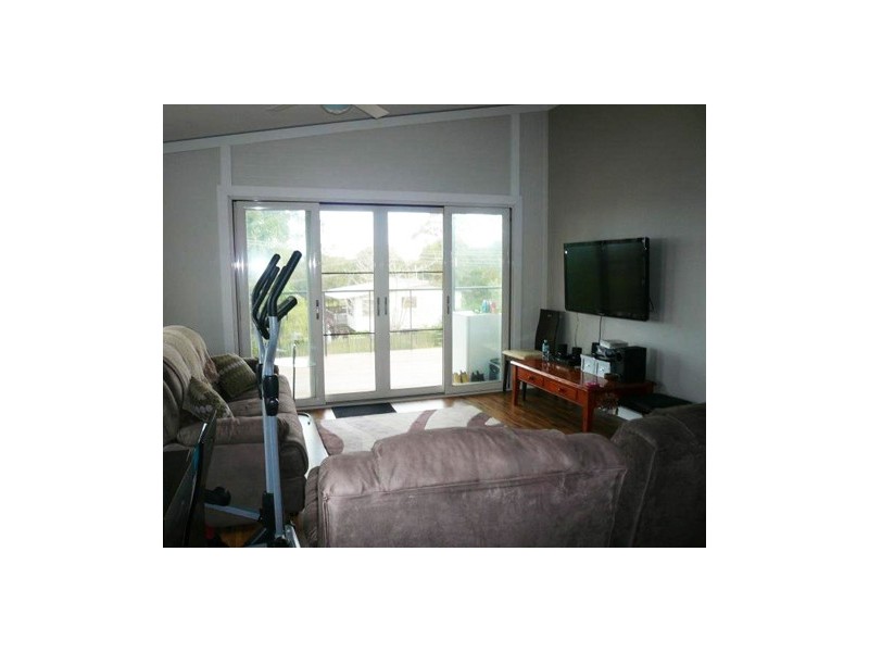2 PERCIVAL, Macleay Island QLD 4184