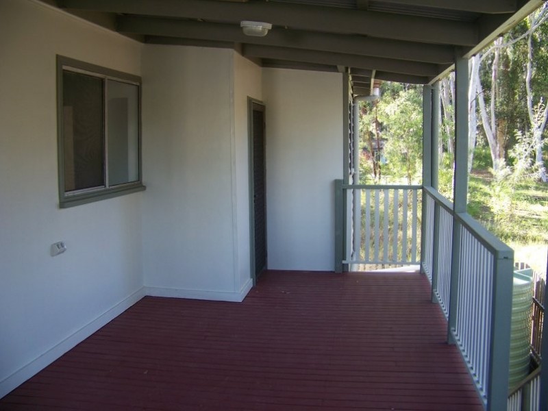 10 Brolga St, Macleay Island QLD 4184