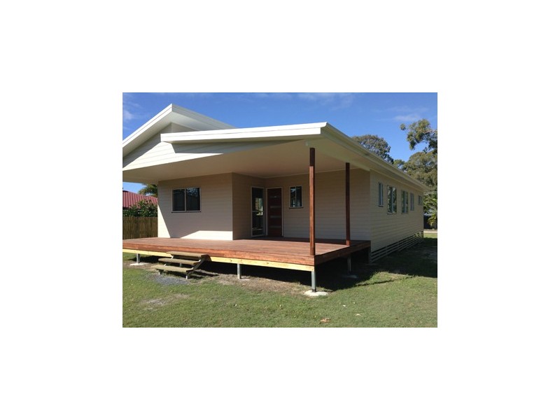 15 Mango Cresent, Macleay Island QLD 4184