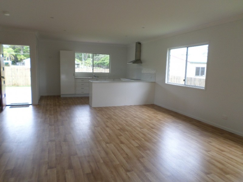 15 Mango Cresent, Macleay Island QLD 4184