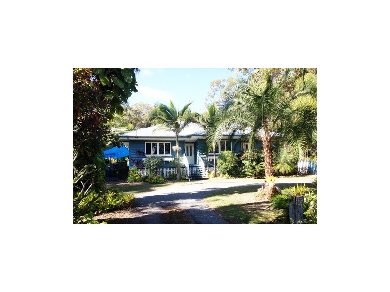 18 Coast, Macleay Island QLD 4184