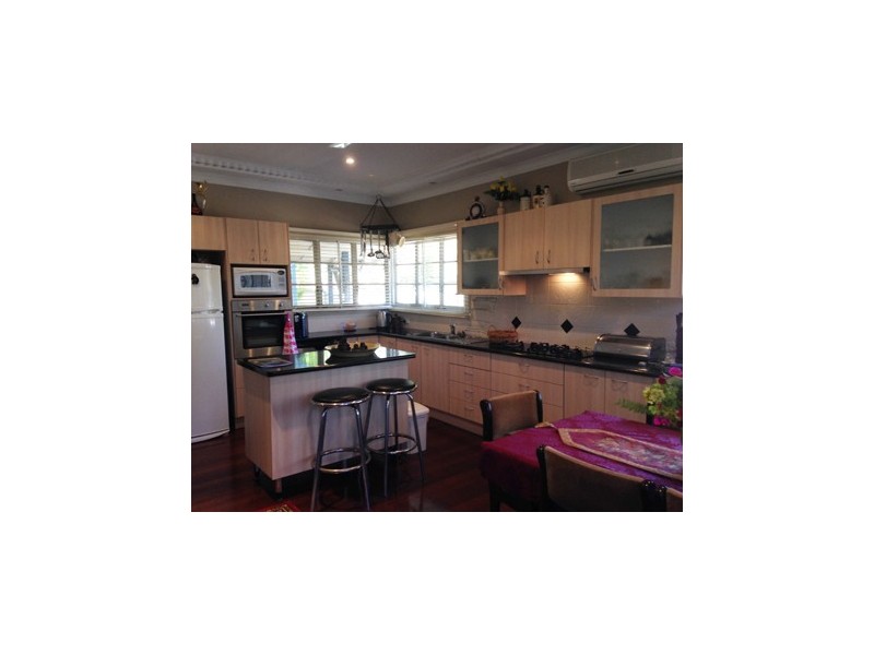 18 Coast, Macleay Island QLD 4184
