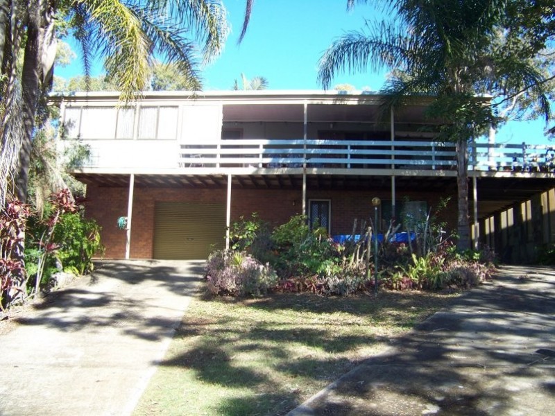 34 Beelong St, Macleay Island QLD 4184
