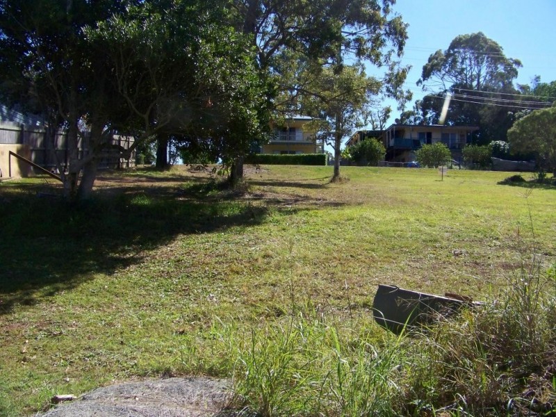 72 MELALEUCA DR, Lamb Island QLD 4184