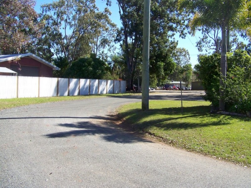 72 MELALEUCA DR, Lamb Island QLD 4184