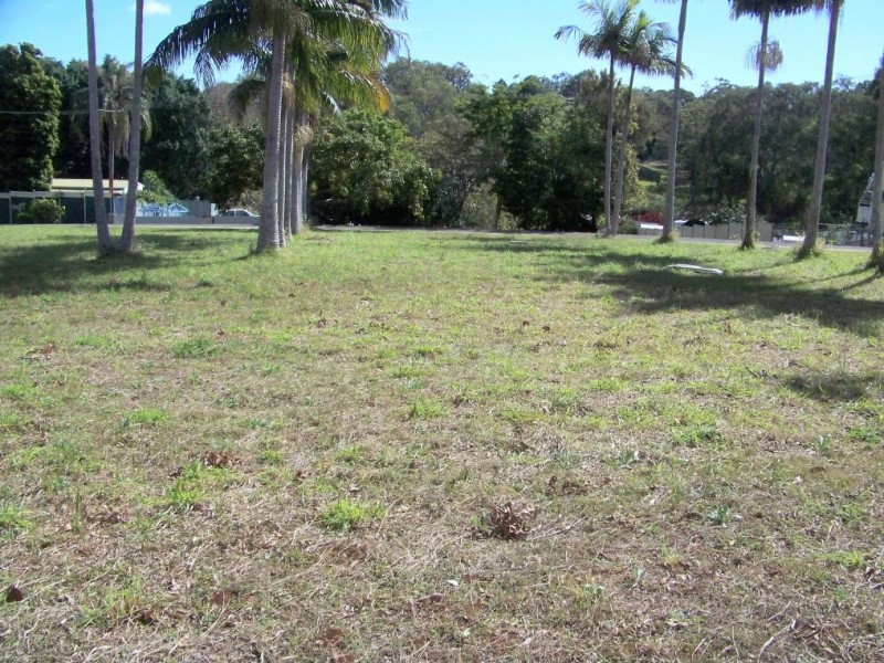 52 LUCAS dr, Lamb Island QLD 4184