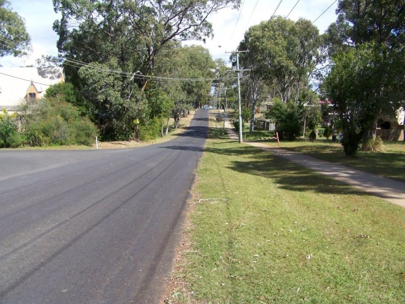 54 LUCAS dr, Lamb Island QLD 4184
