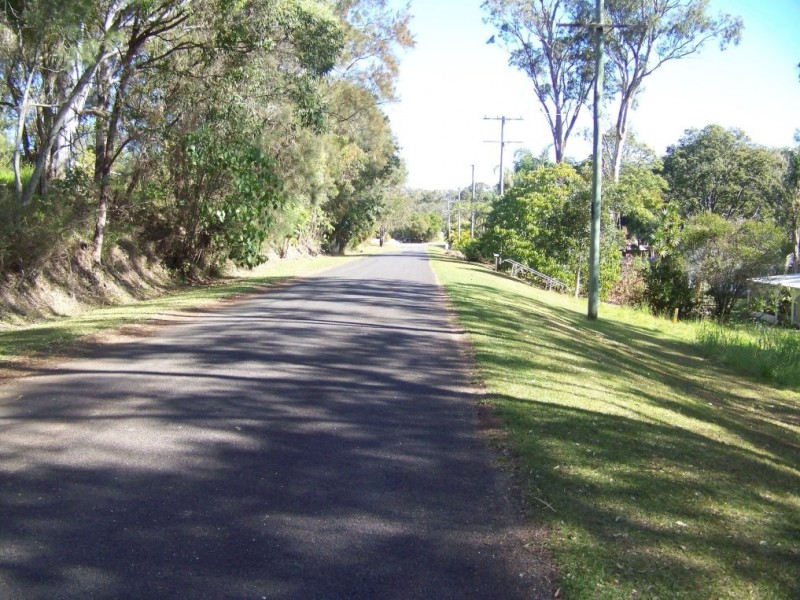 180-180A LUCAS DR, Lamb Island QLD 4184