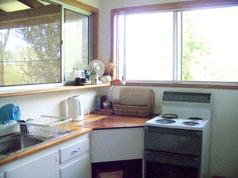 7-9 PINE AV, Lamb Island QLD 4184