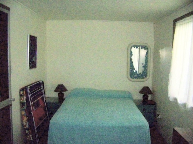 7-9 PINE AV, Lamb Island QLD 4184