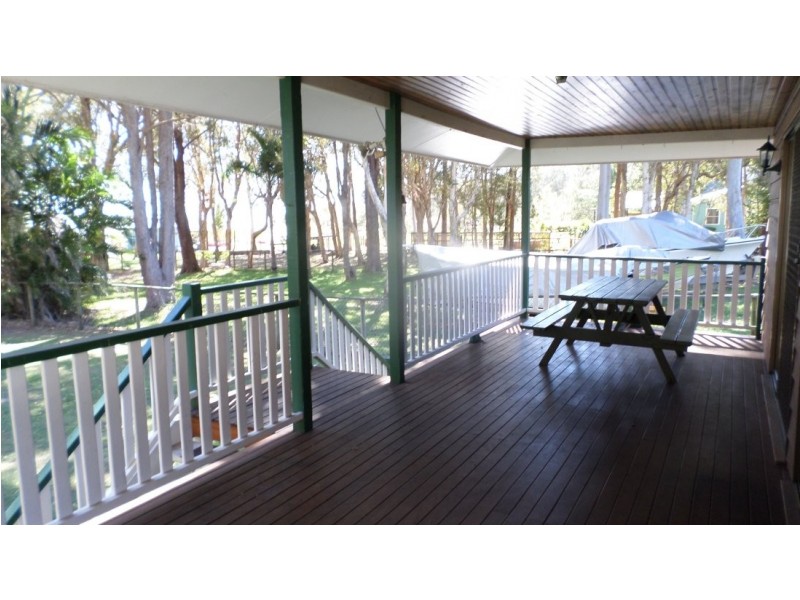9 ATTUNGA ST, Macleay Island QLD 4184