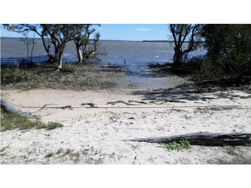 9 ATTUNGA ST, Macleay Island QLD 4184