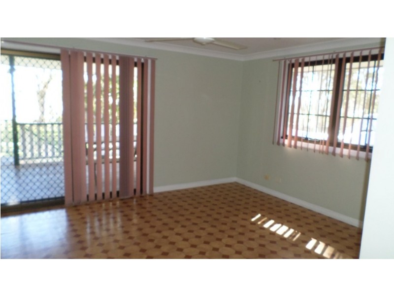 9 ATTUNGA ST, Macleay Island QLD 4184