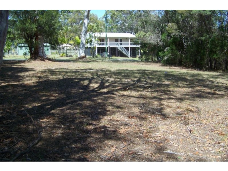 15 Barramundi St, Macleay Island QLD 4184