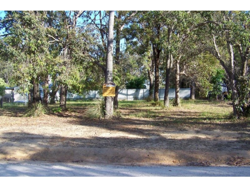 11 PIER HAVEN, Lamb Island QLD 4184