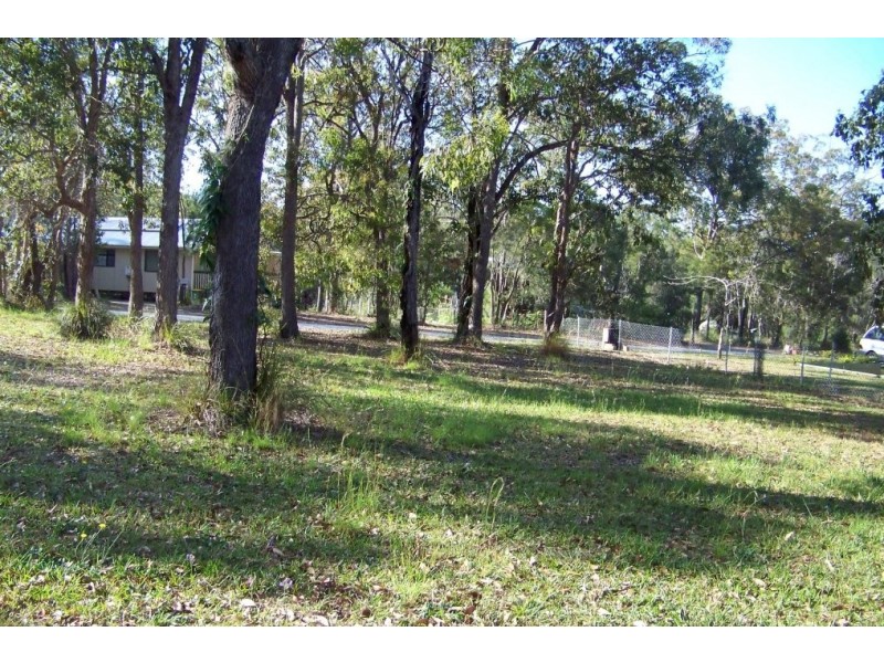 11 PIER HAVEN, Lamb Island QLD 4184