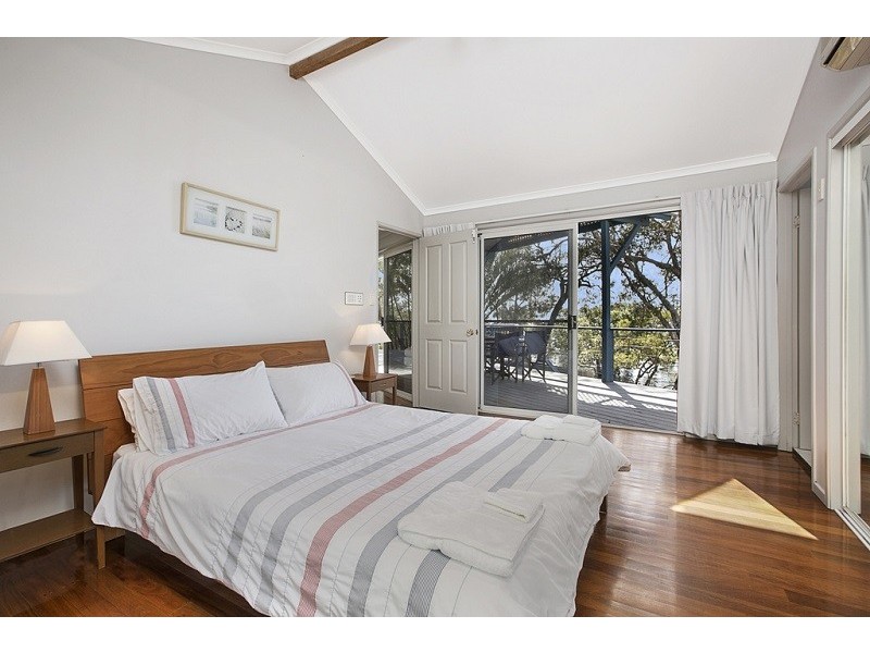 52 Attunga St, Macleay Island QLD 4184