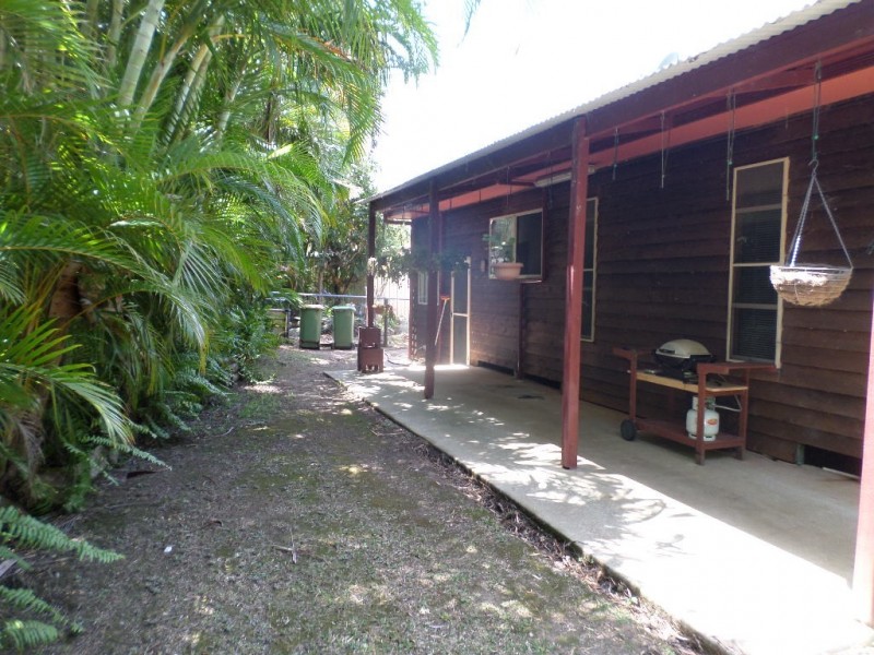 21 MAWARRA STREET, Macleay Island QLD 4184