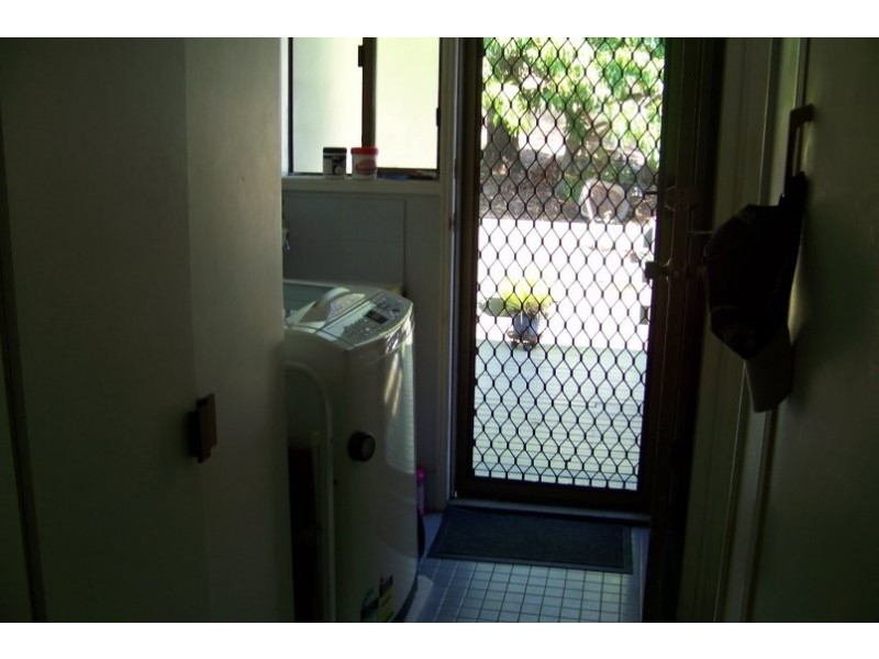 58 Coondooroopa Drive, Macleay Island QLD 4184