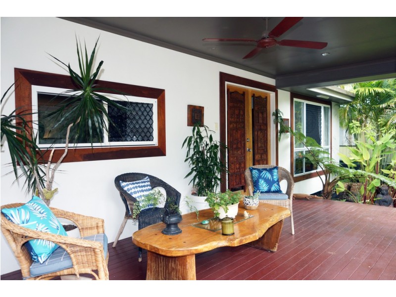 56 ALEXANDER STREET, Macleay Island QLD 4184