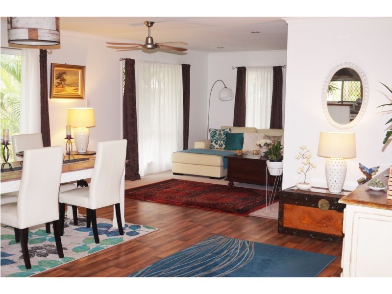 56 ALEXANDER STREET, Macleay Island QLD 4184