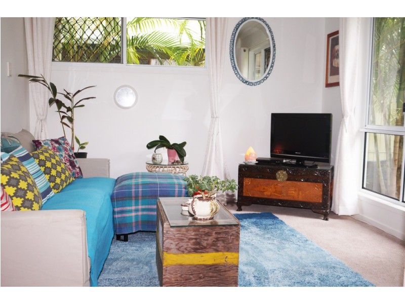 56 ALEXANDER STREET, Macleay Island QLD 4184