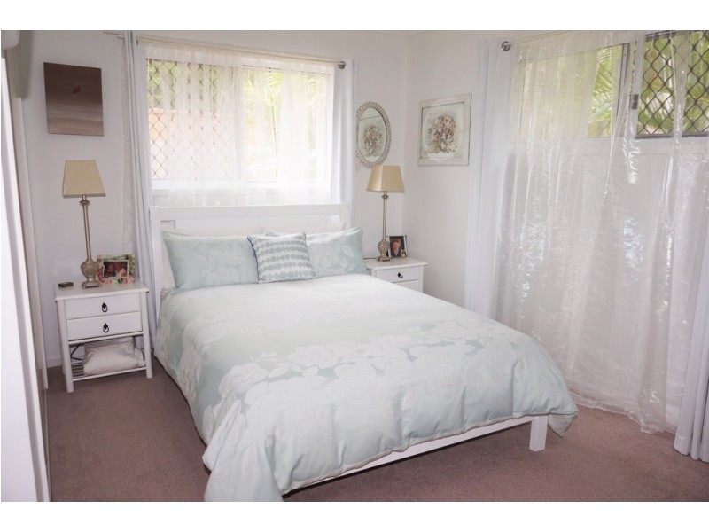 56 ALEXANDER STREET, Macleay Island QLD 4184