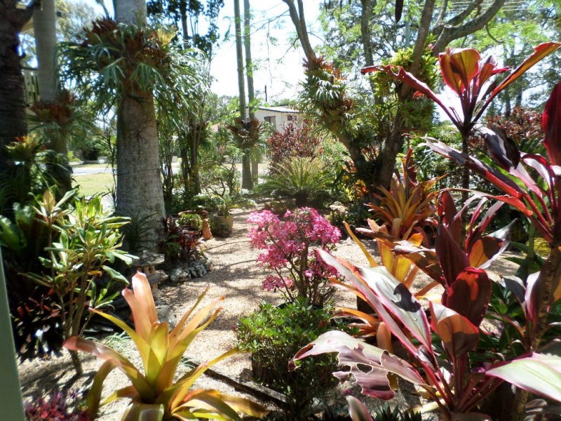 11 ALKIRA STREET, Macleay Island QLD 4184