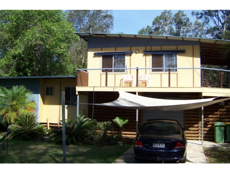 4 Thomas St, Macleay Island QLD 4184