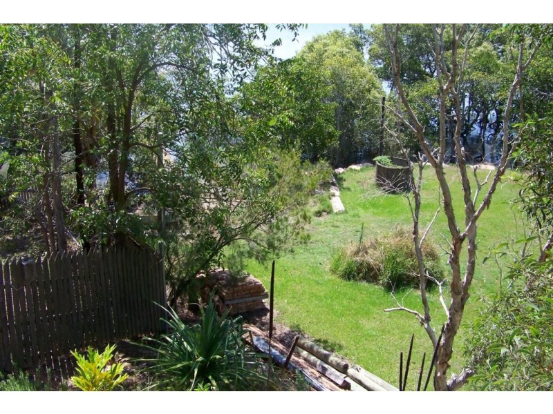 53 CREST HAVEN, Lamb Island QLD 4184