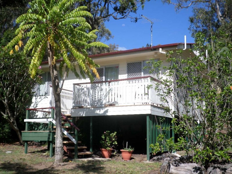 102 KATE STREET, Macleay Island QLD 4184