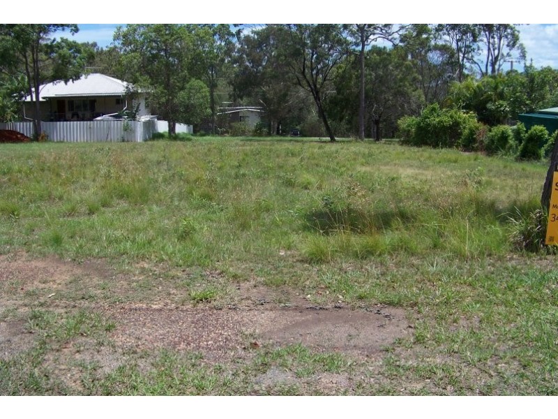 41 Scotts Rd, Macleay Island QLD 4184
