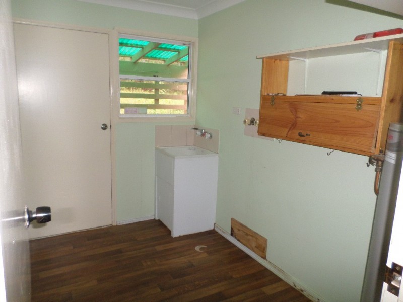 2 WIRRALEE ST, Macleay Island QLD 4184