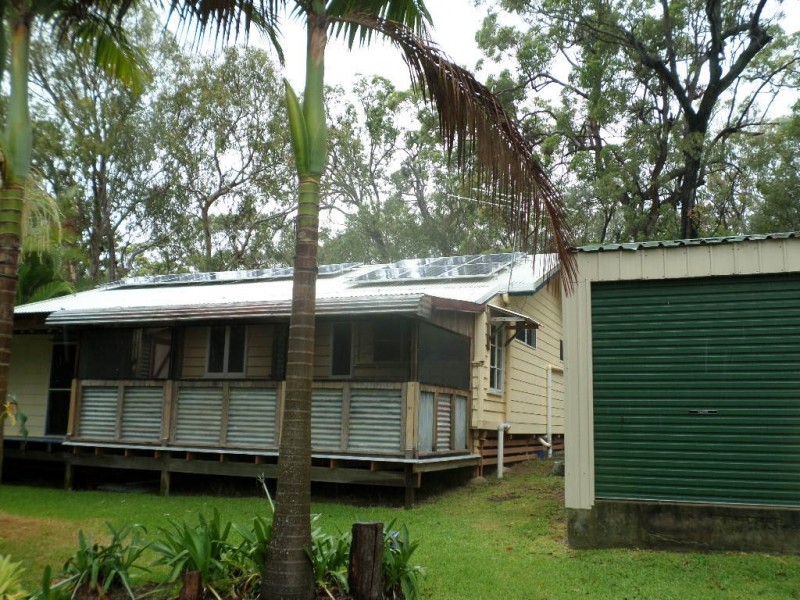 2 WIRRALEE ST, Macleay Island QLD 4184