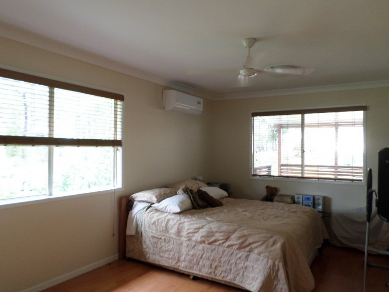 12 TUKKERI STREET, Macleay Island QLD 4184
