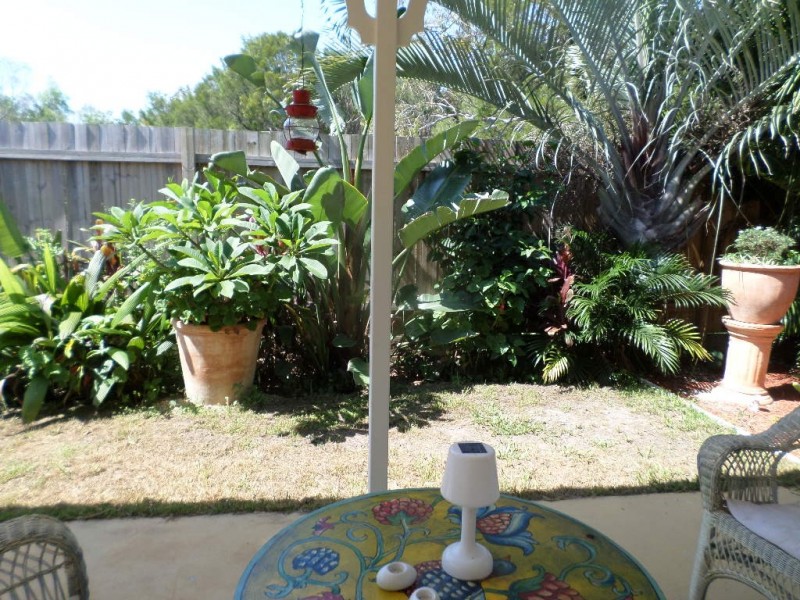 2 HEATH STREET, Macleay Island QLD 4184