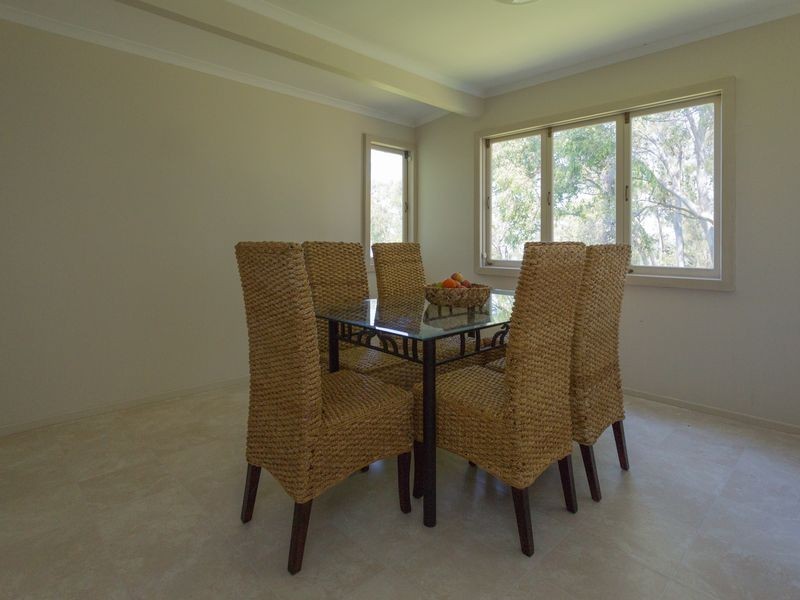 40 RESTHAVEN DR, Lamb Island QLD 4184