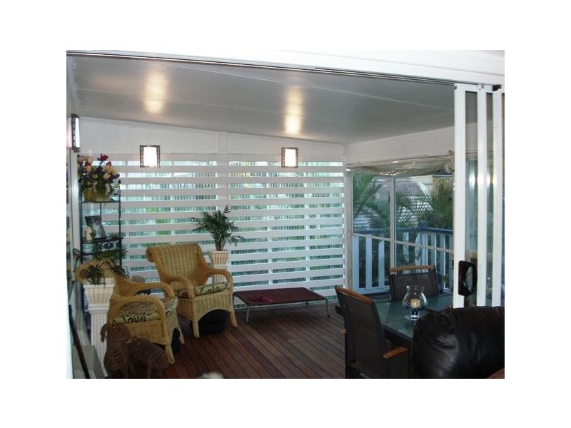 68 MELALEUCA DR, Lamb Island QLD 4184