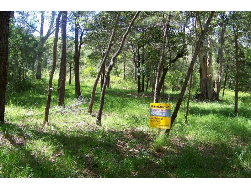 80 PERULPA DR, Lamb Island QLD 4184