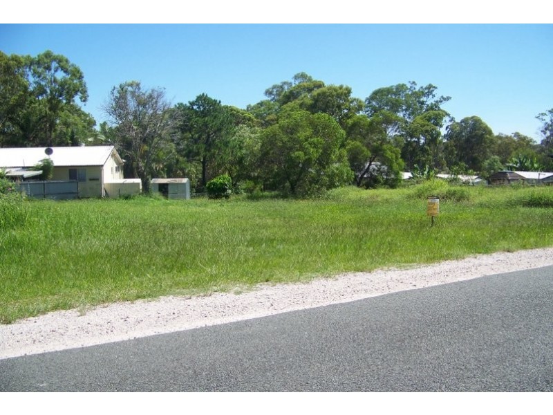 7 Francis Rd, Macleay Island QLD 4184