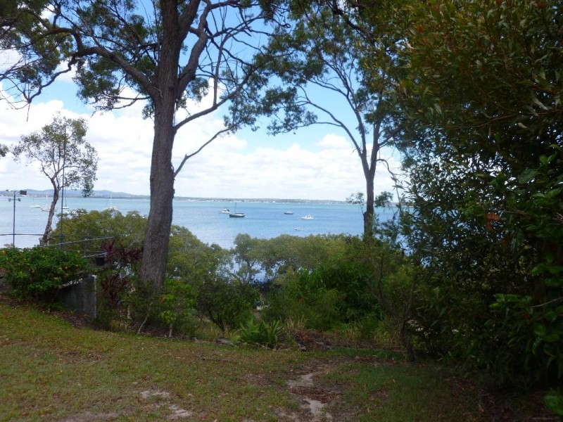 47 COONDOOROOPA DRIVE, Macleay Island QLD 4184