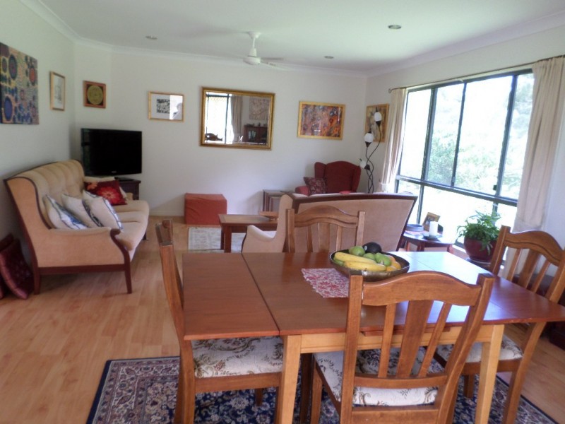 17 COFFEA STREET, Macleay Island QLD 4184