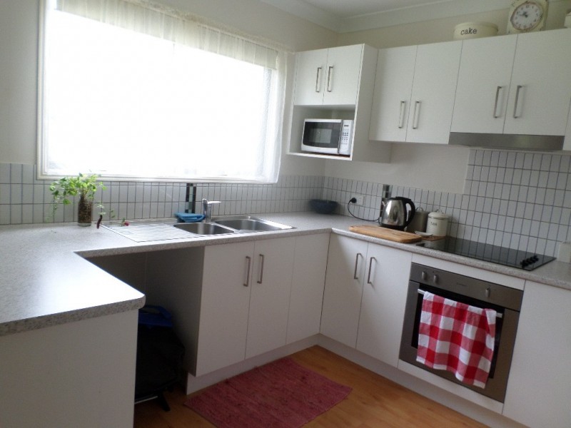 17 COFFEA STREET, Macleay Island QLD 4184