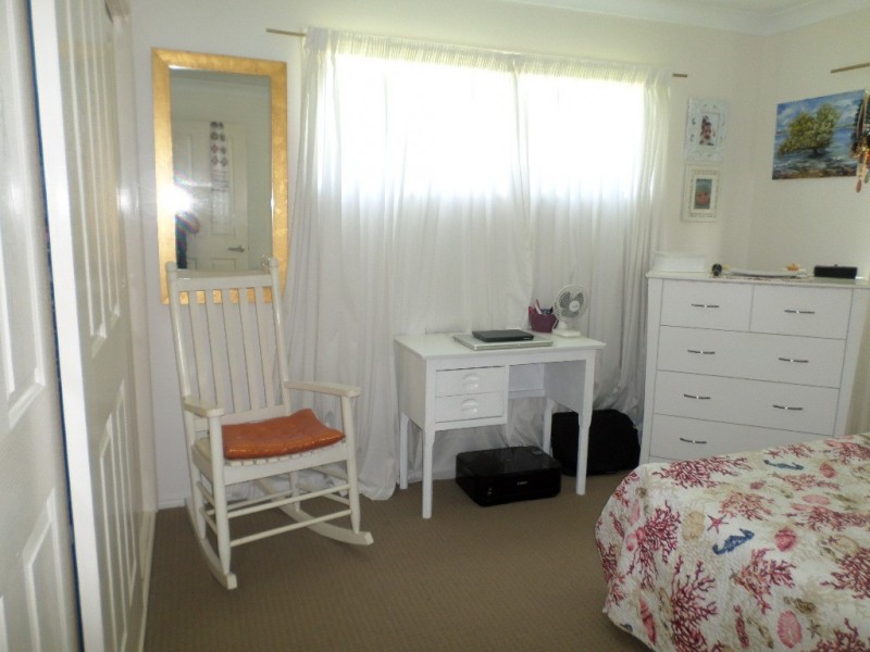 17 COFFEA STREET, Macleay Island QLD 4184