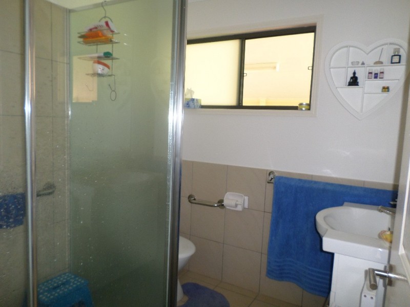 17 COFFEA STREET, Macleay Island QLD 4184