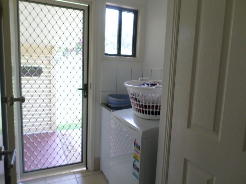 17 COFFEA STREET, Macleay Island QLD 4184