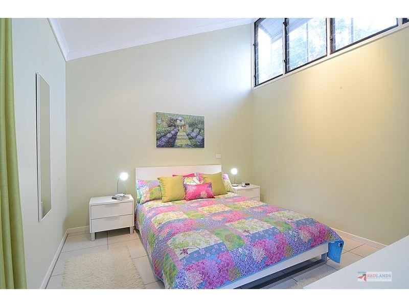 5 WAKE STREET, Macleay Island QLD 4184